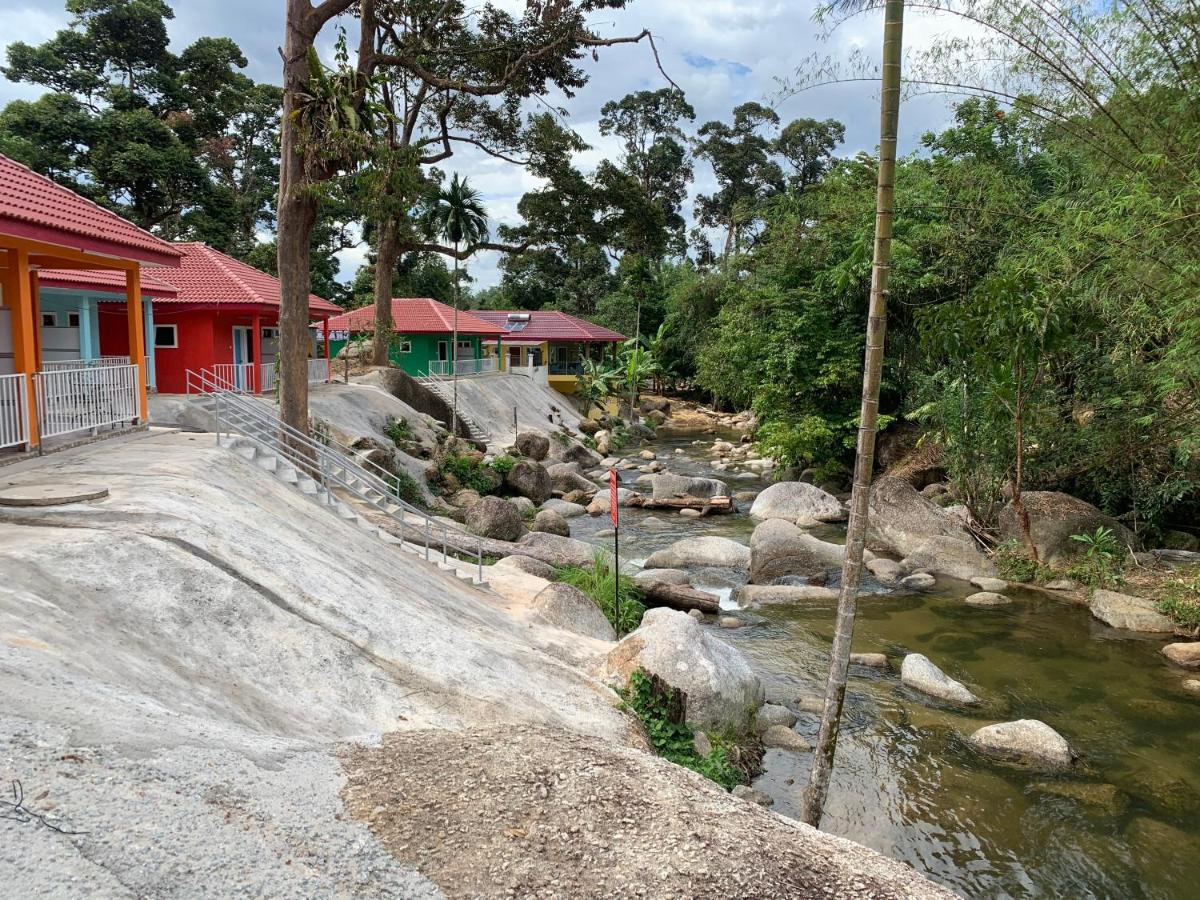Hotel Chalet Latip D'Ayer Itam Kampong Ayer Hitam  Exterior foto